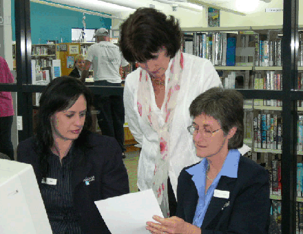 Fig 2. Judy Tayt, Queensland Information Skills Consultant, recently delivered a Census training session to Mackay Library staff. 